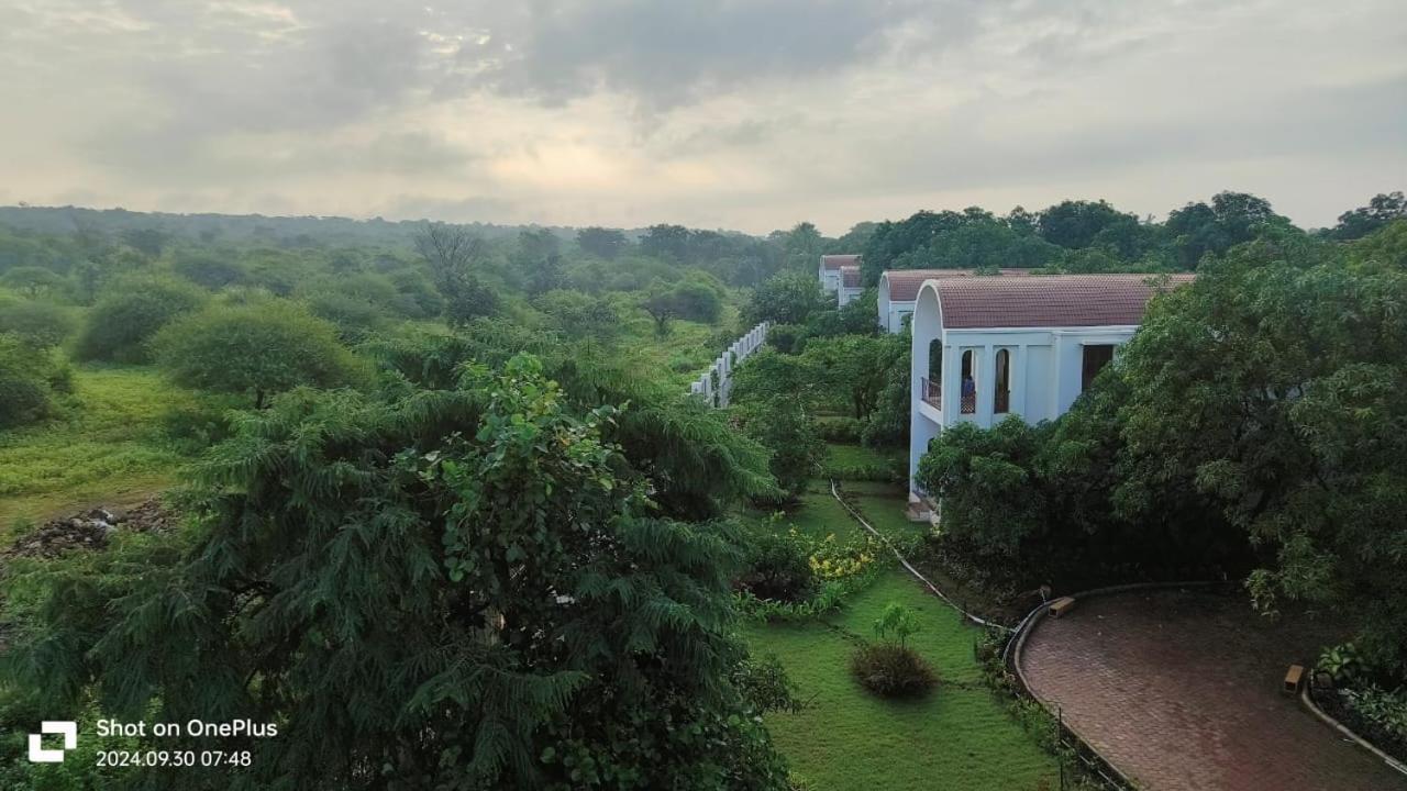 Le Casa Lion Resort A Premium Resort In Sasan Gir Bagian luar foto