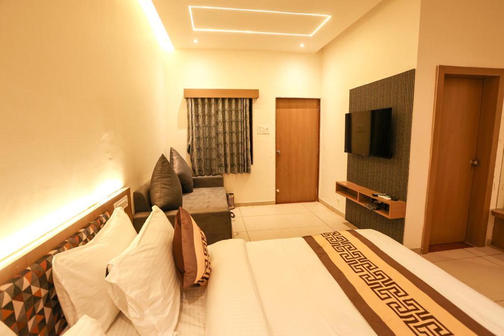 Le Casa Lion Resort A Premium Resort In Sasan Gir Bagian luar foto