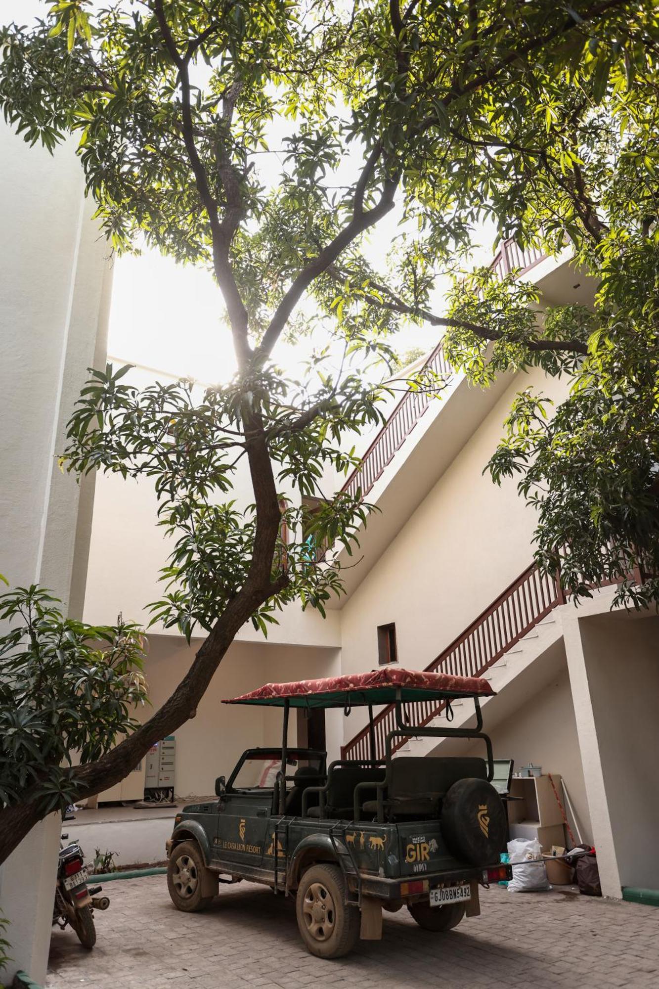 Le Casa Lion Resort A Premium Resort In Sasan Gir Bagian luar foto